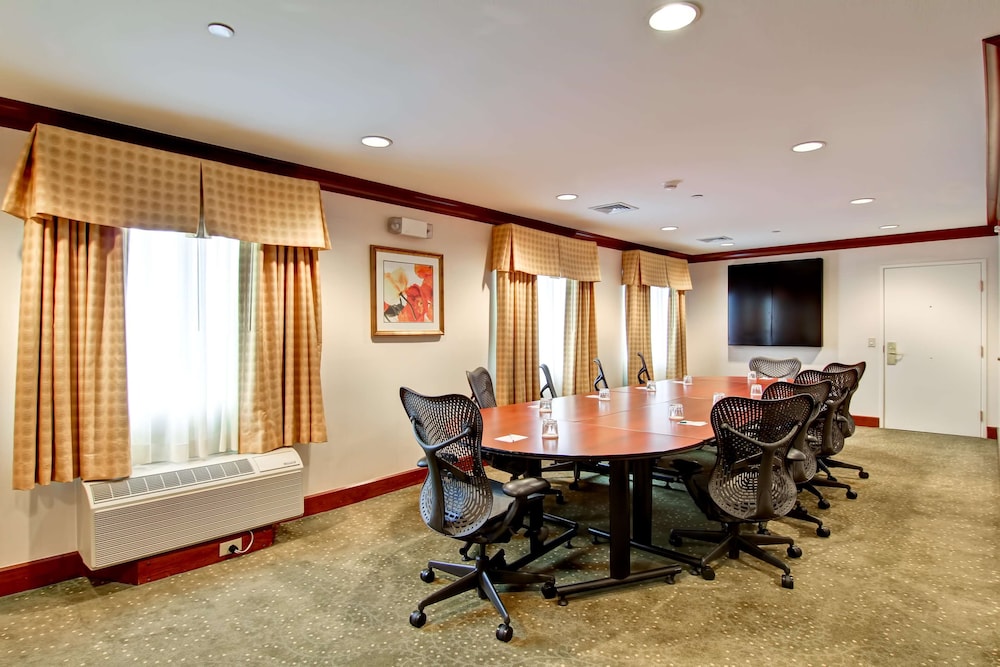 Homewood Suites By Hilton Stratford 48/51