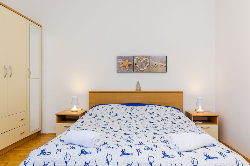 ORKA APARTMENTS 14/75
