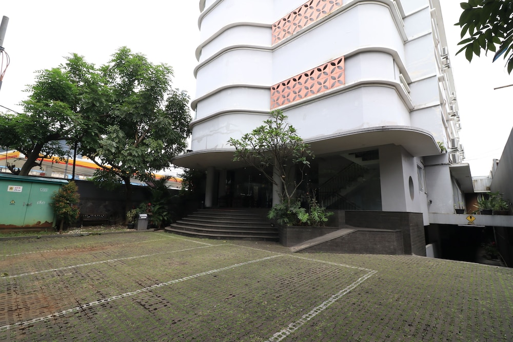 Kembang Hotel 17/19