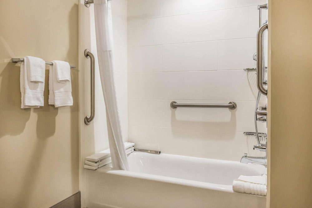 جناح بسريرين كوين لذوي الإعاقة، Comfort Suites Florence - Cincinnati South 5/7