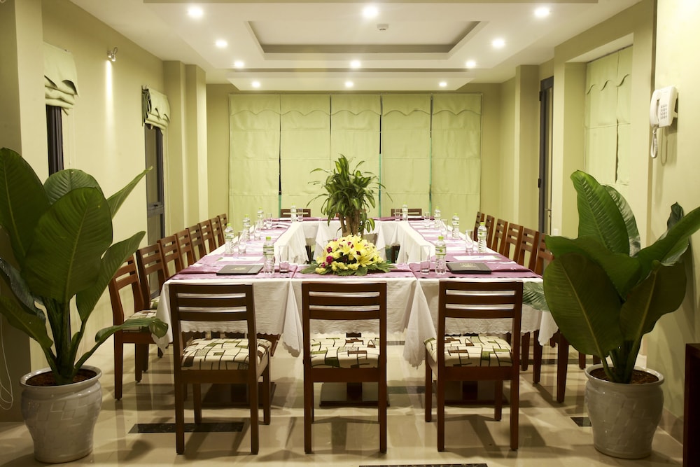 Green House Hotel 52/65
