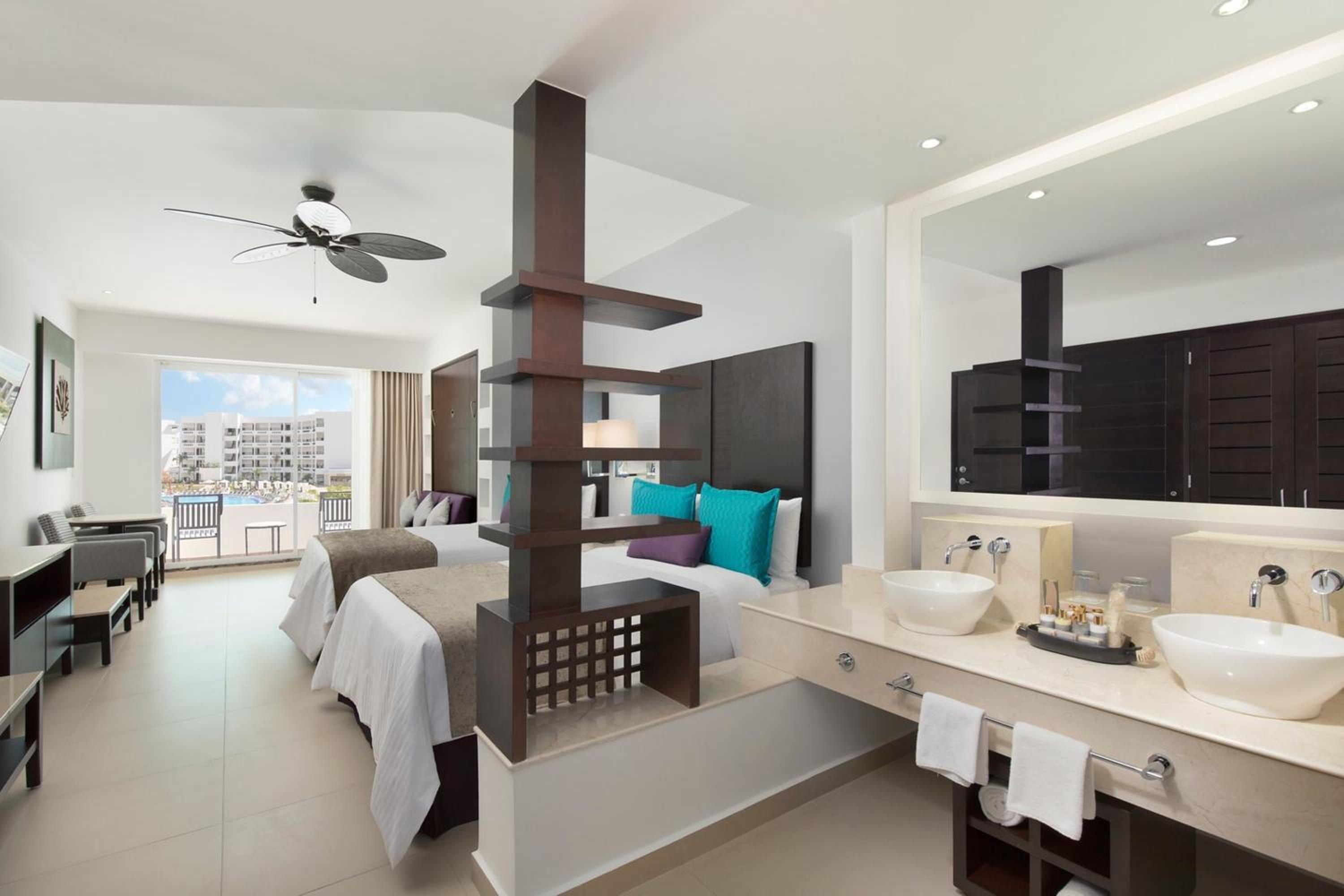 Platinum, Family, 3 Double Beds