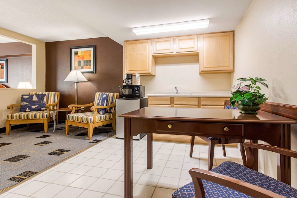 Quality Inn & Suites North Myrtle Beach 41/61