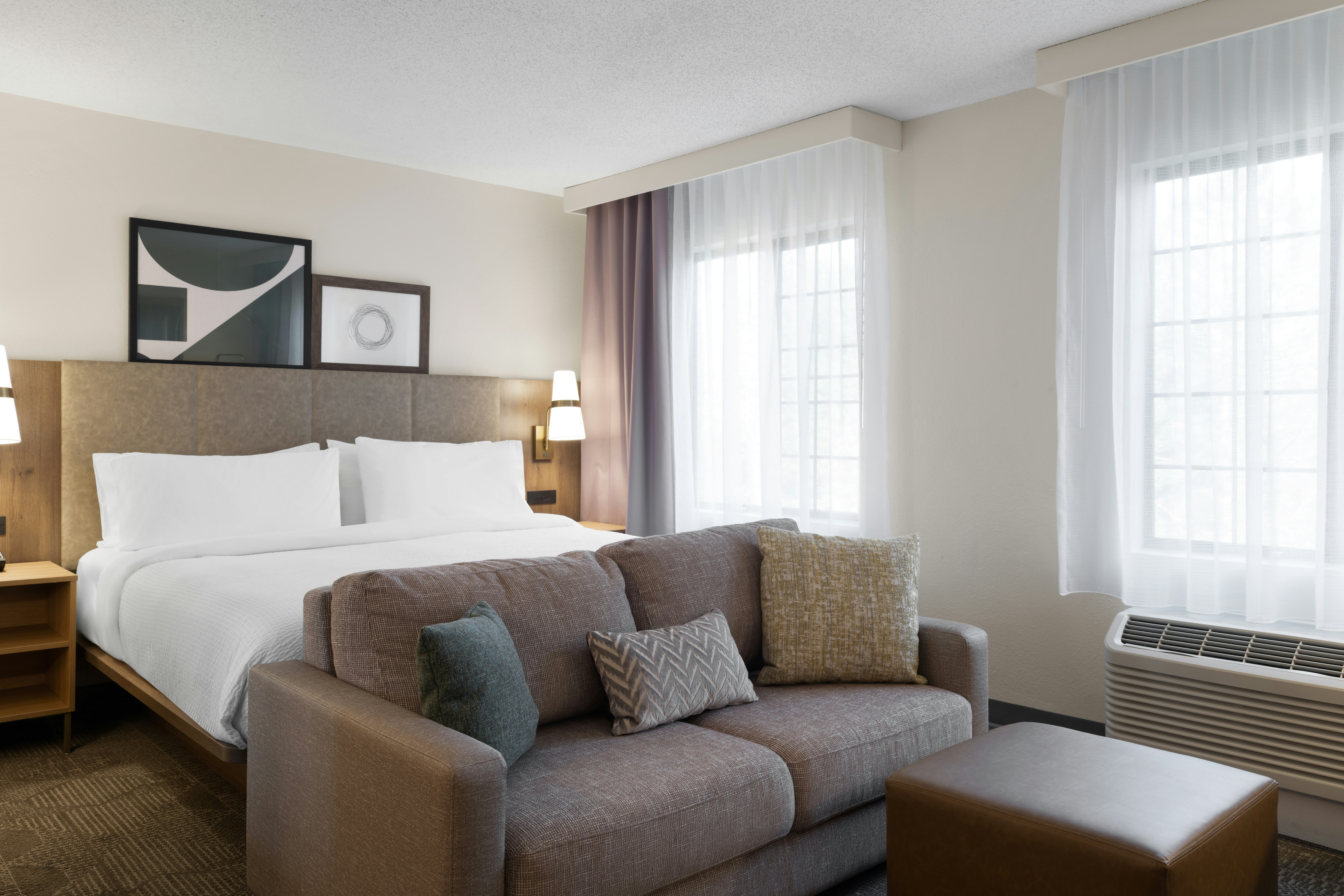 Staybridge Suites Burlington - Boston 16/67