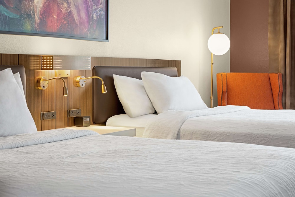 Hilton Garden Inn Allentown Bethlehem Airport 13/64