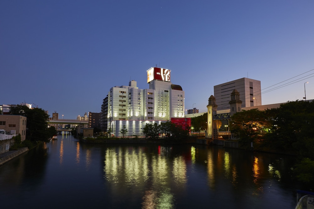 Hotel Love 40/50