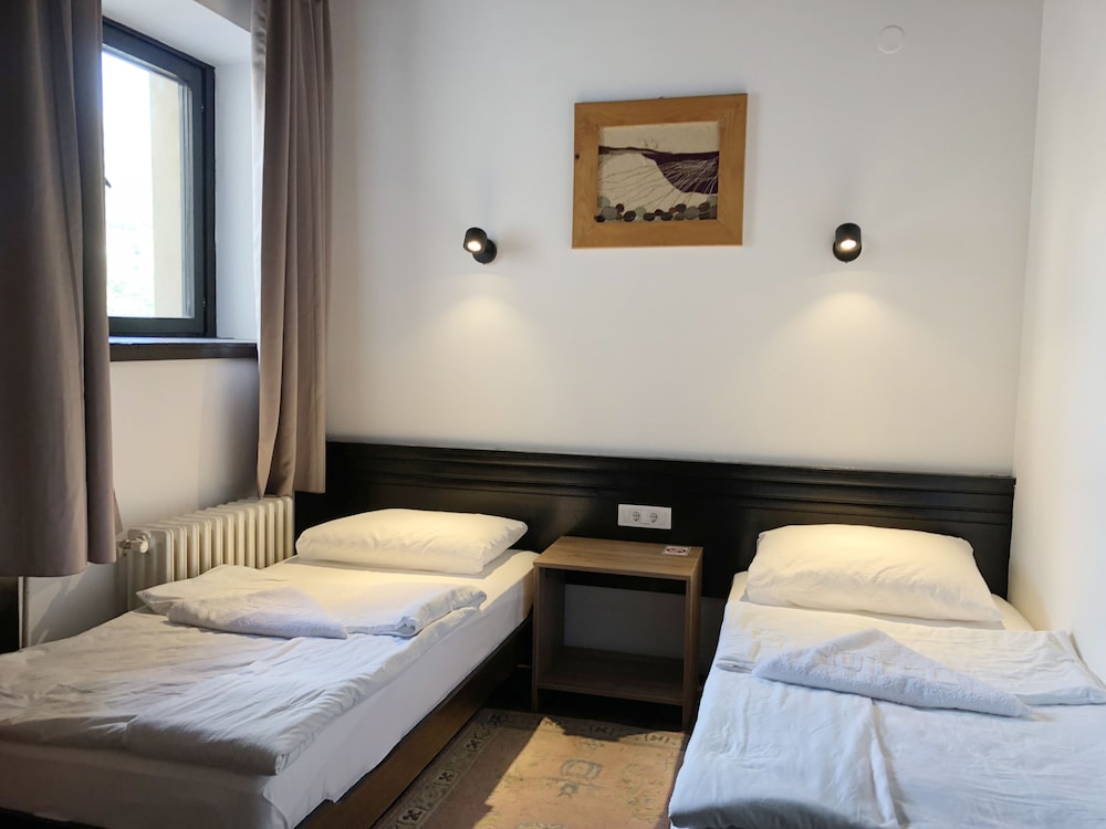 Hotel Komovi 12/50