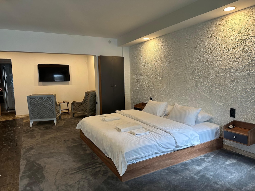 Mavilla Hotel 14/50