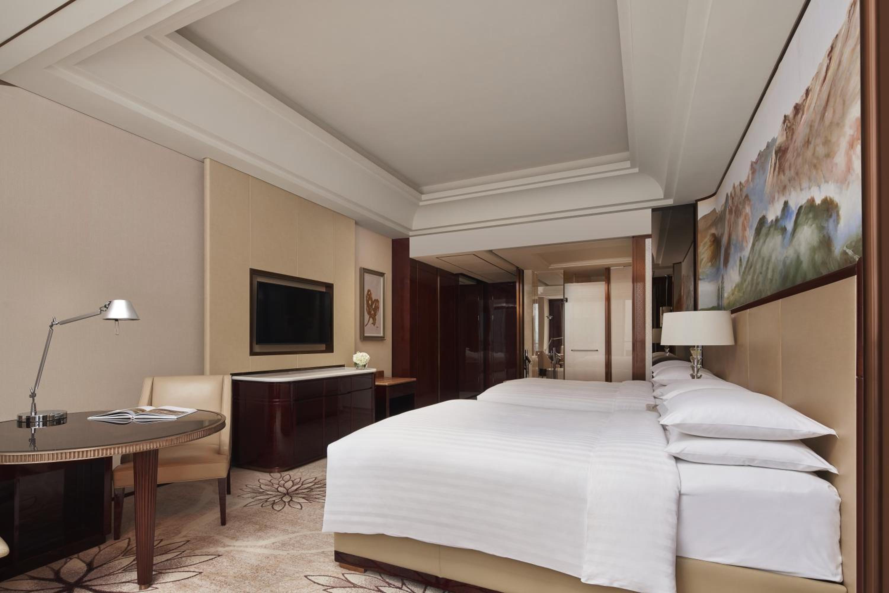 غرفة تنفيذية بسريرين منفصلين، Marriott Yiwu Hotel 2/5