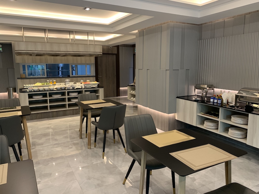 Thana Wisut Hotel 31/49
