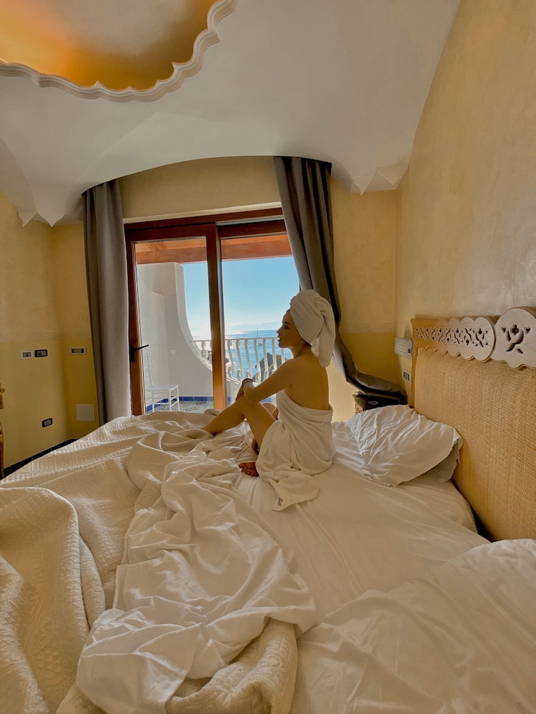 Strand Hotel Delfini 15/67