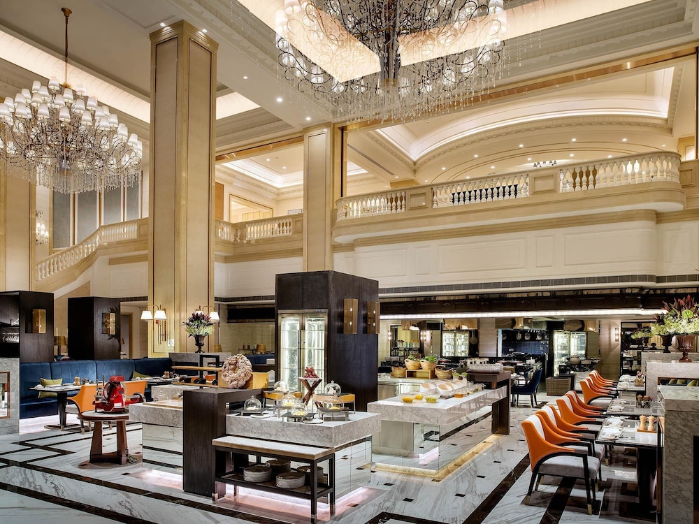 SOFITEL SHANGHAI HONGQIAO 36/50