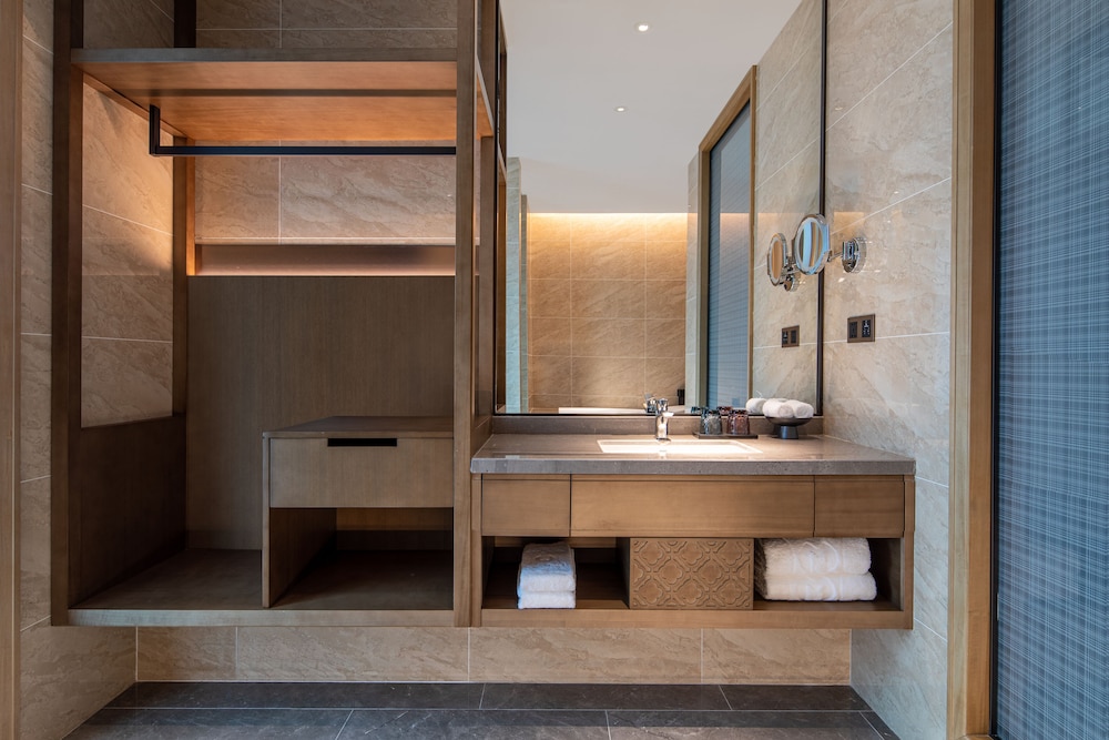 C&D Hotel Xiamen Xiang’an 82/82