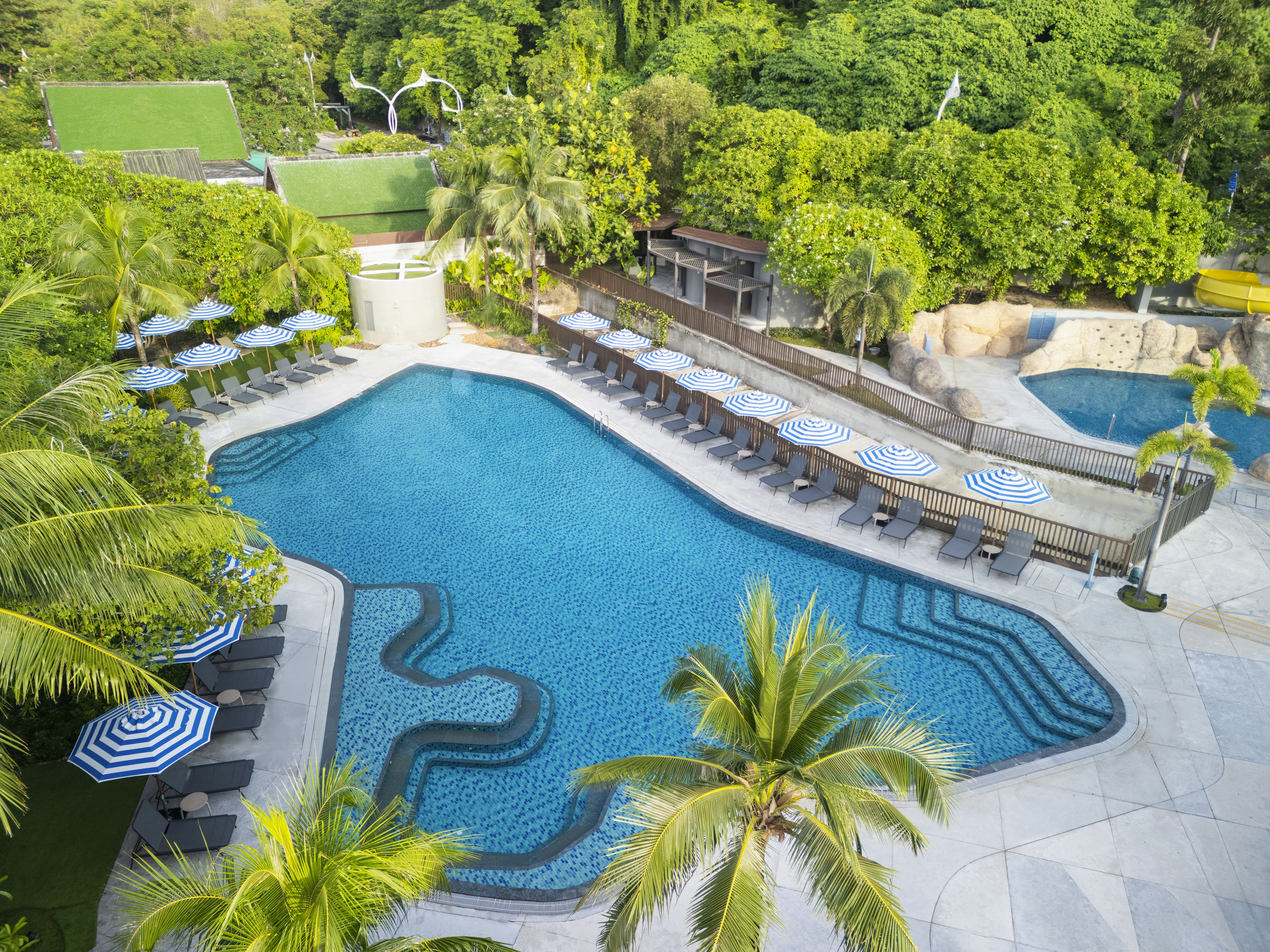 OZO Phuket 84/87