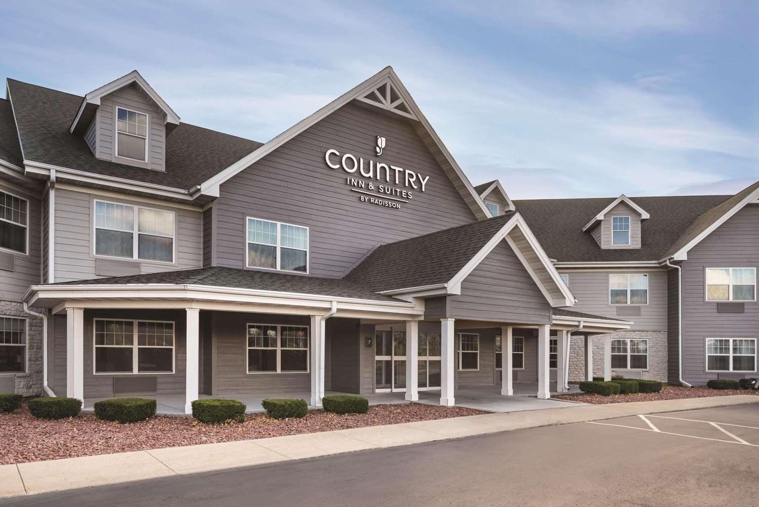 Country Inn & Suites By Radisson Germantown Wi 2/13
