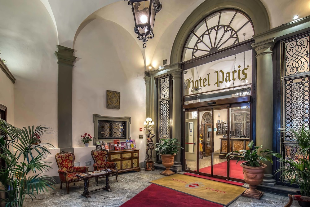 Paris Hotel 54/74