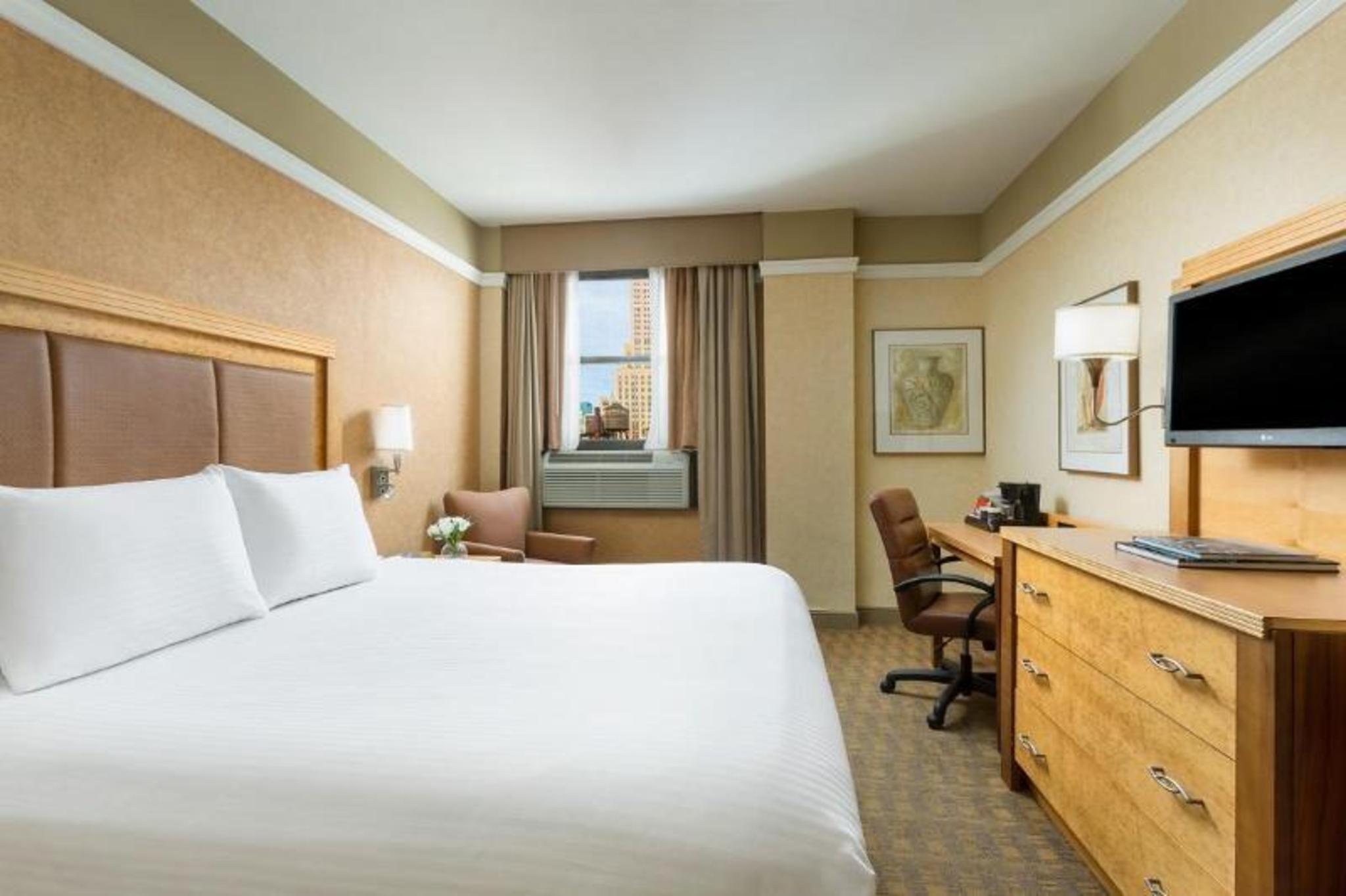 NYMA The New York Manhattan Hotel 4/16