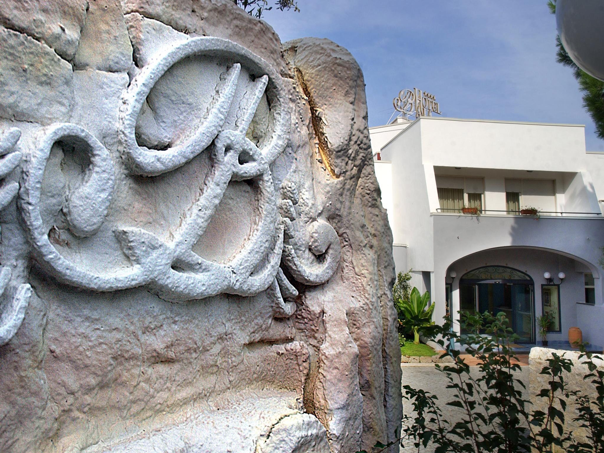 BAIA HOTEL 7/41
