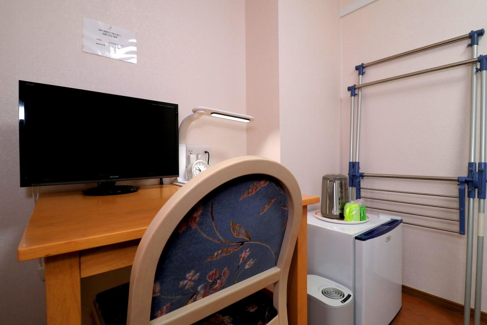 Business Inn Grandeur Fuchu 26/32