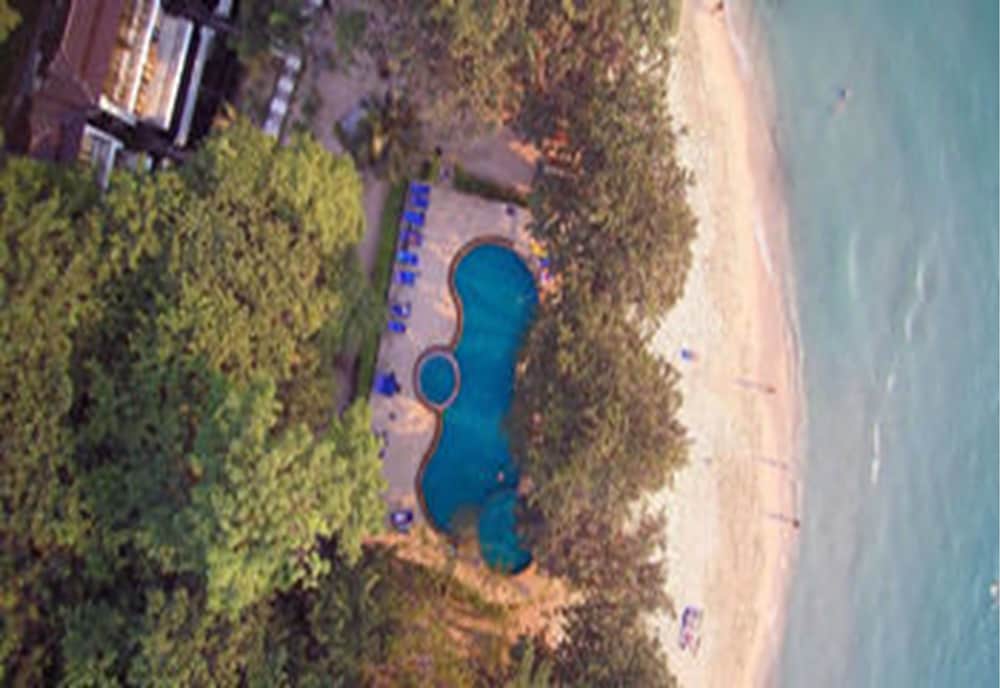 Siam Beach Resort 66/71