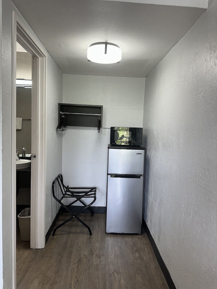 Motel6 Jacksonville, FL - Orange Park 43/60