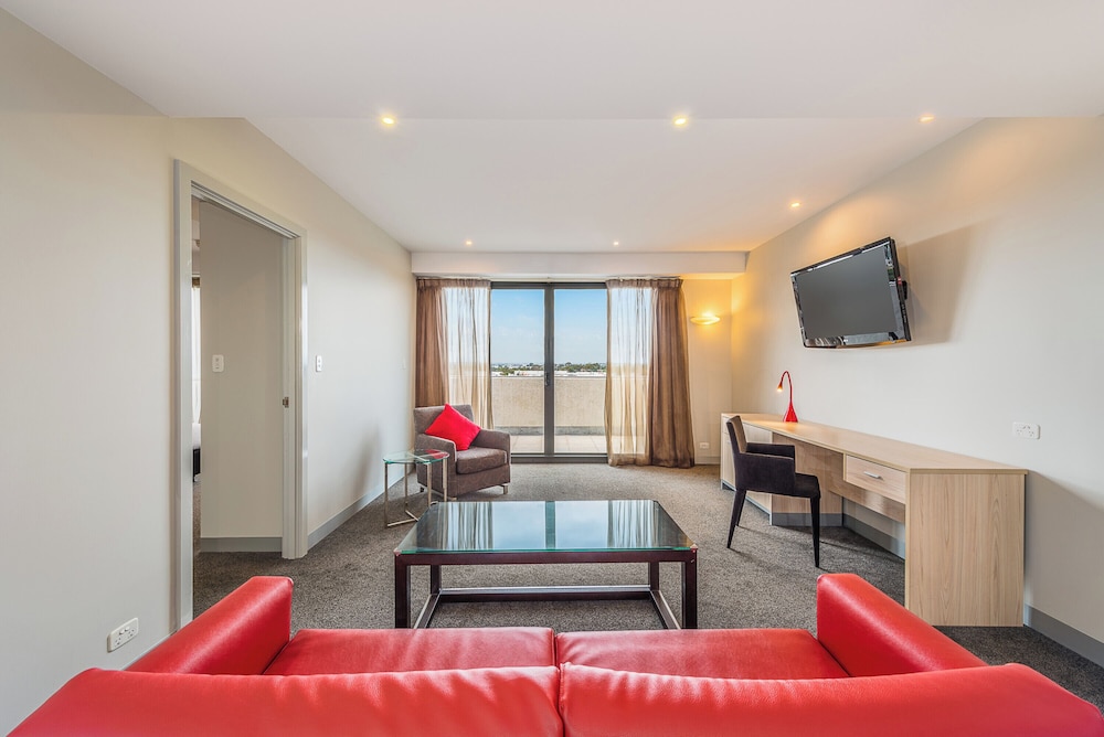 Mantra Melbourne Airport 32/50