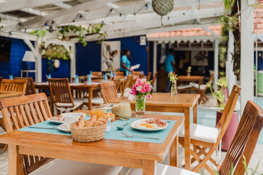 Hotel Fregate Bleue 58/72