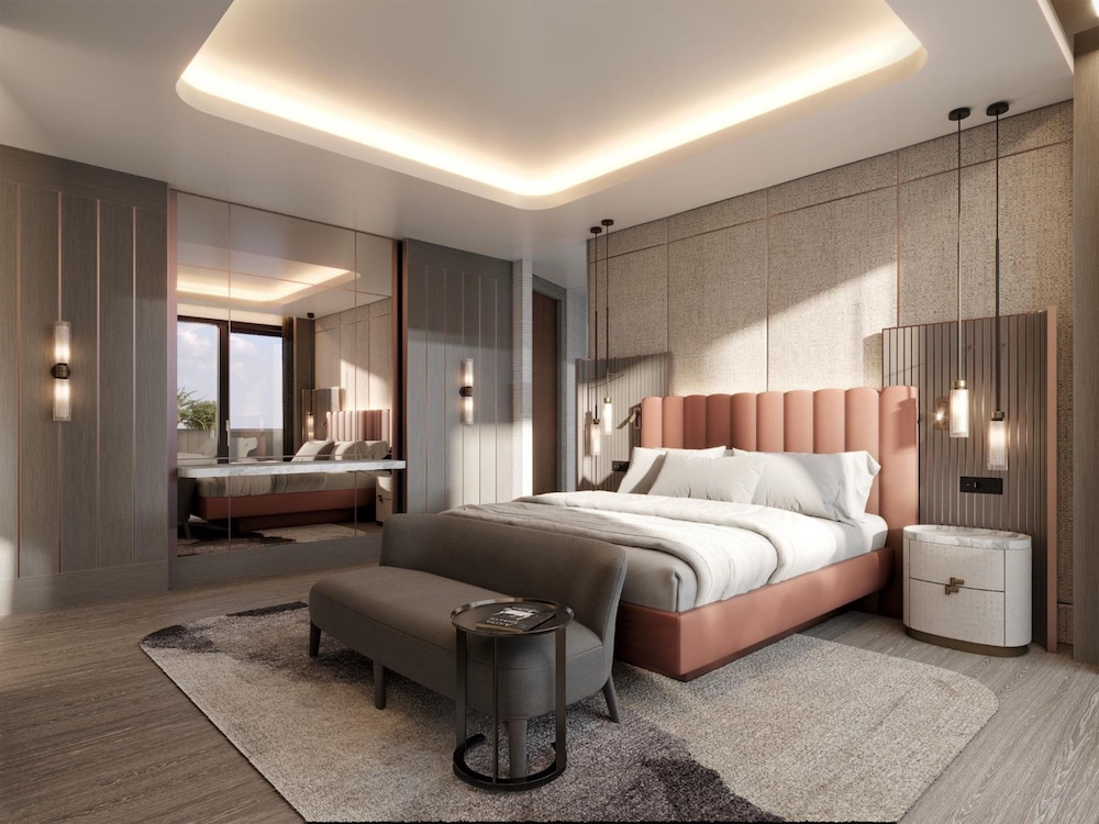 AMBASSADOR, SUITE, KING BED, TERRACE