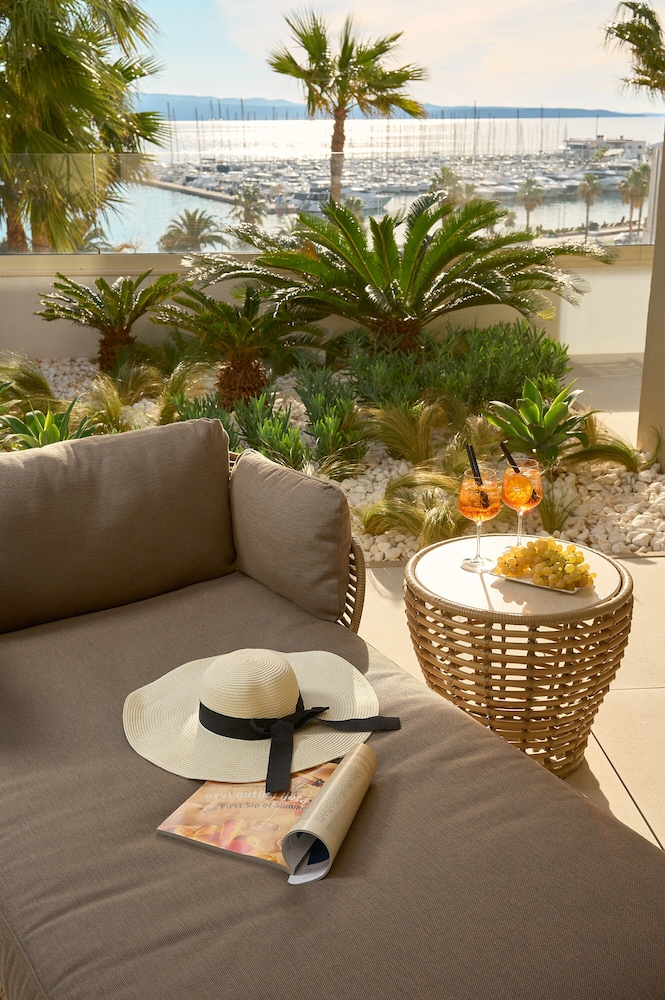 Mirari Boutique Hotel 25/31