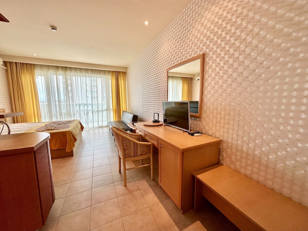 Planeta Hotel and Aquapark 28/50