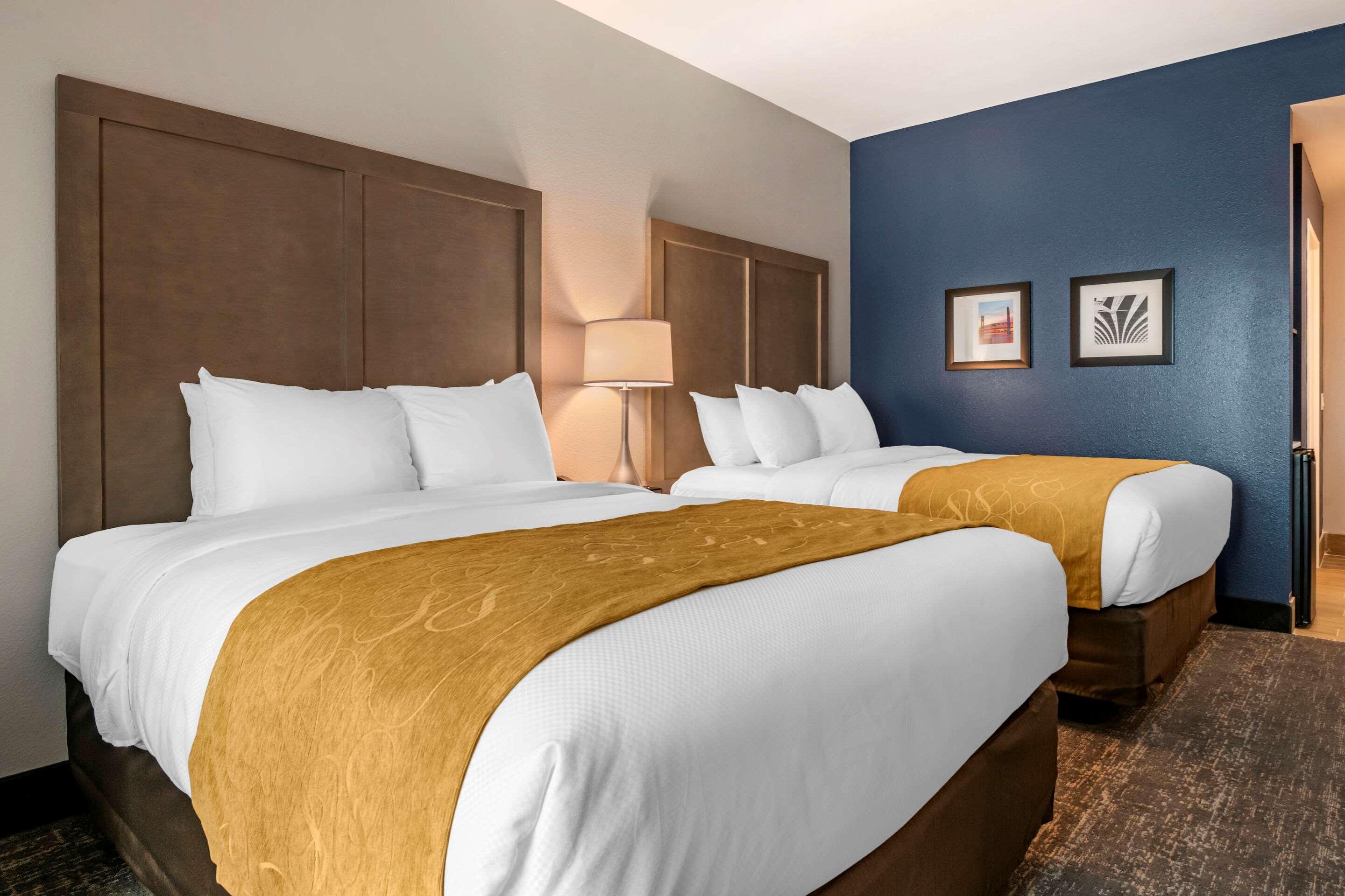 Room, 2 Queen Beds, Sofa