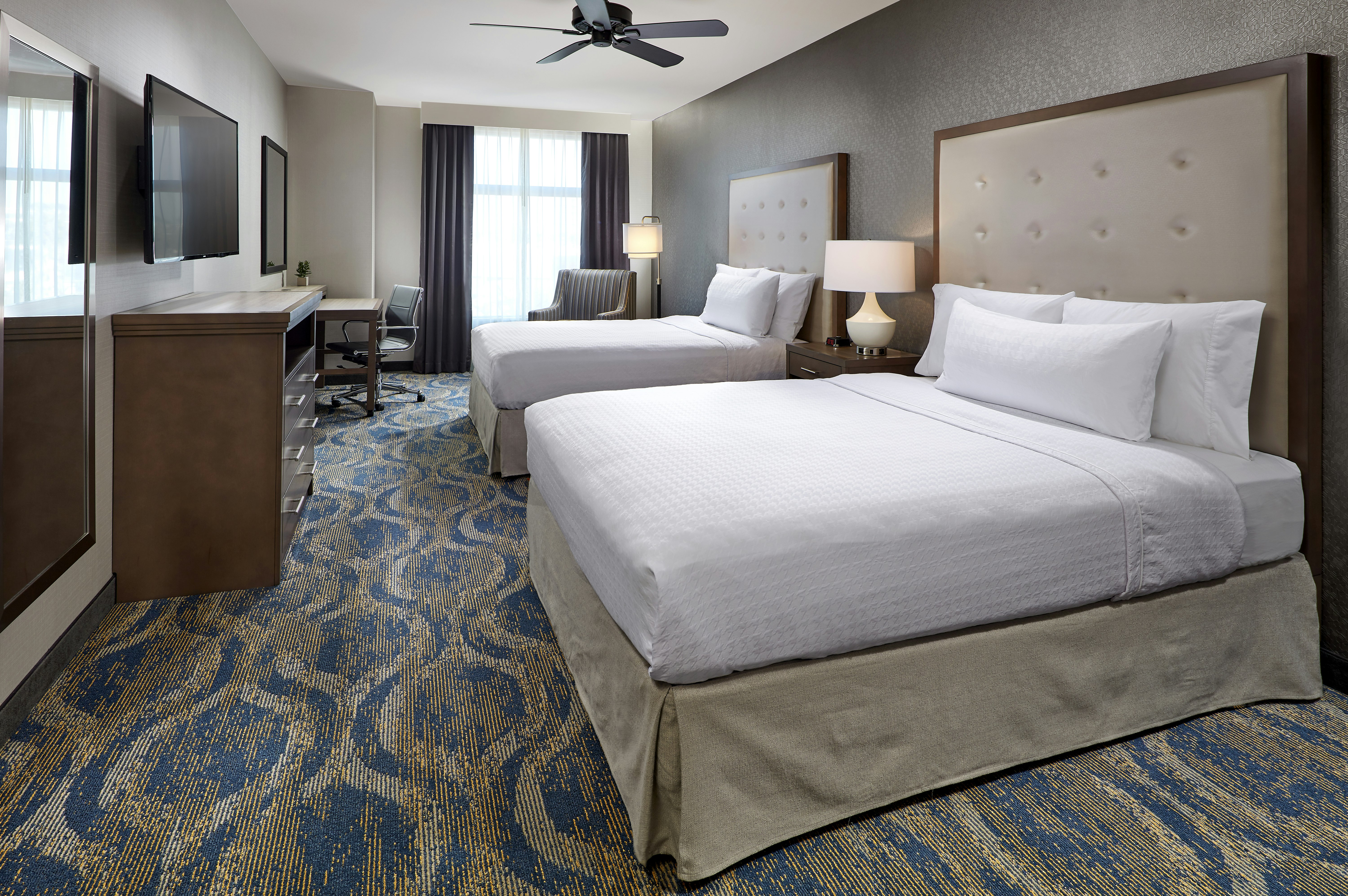 Suite, 1 King or 2 Queen Beds, Accessible