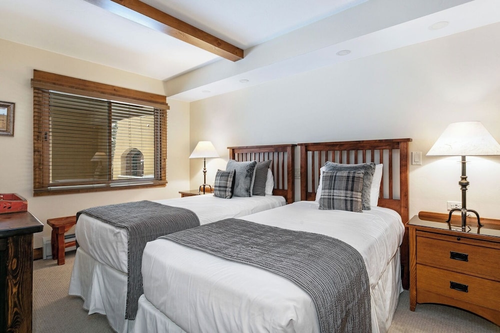 2 Bedrooms, Condo, King and Queen Bed, 2 Bathrooms