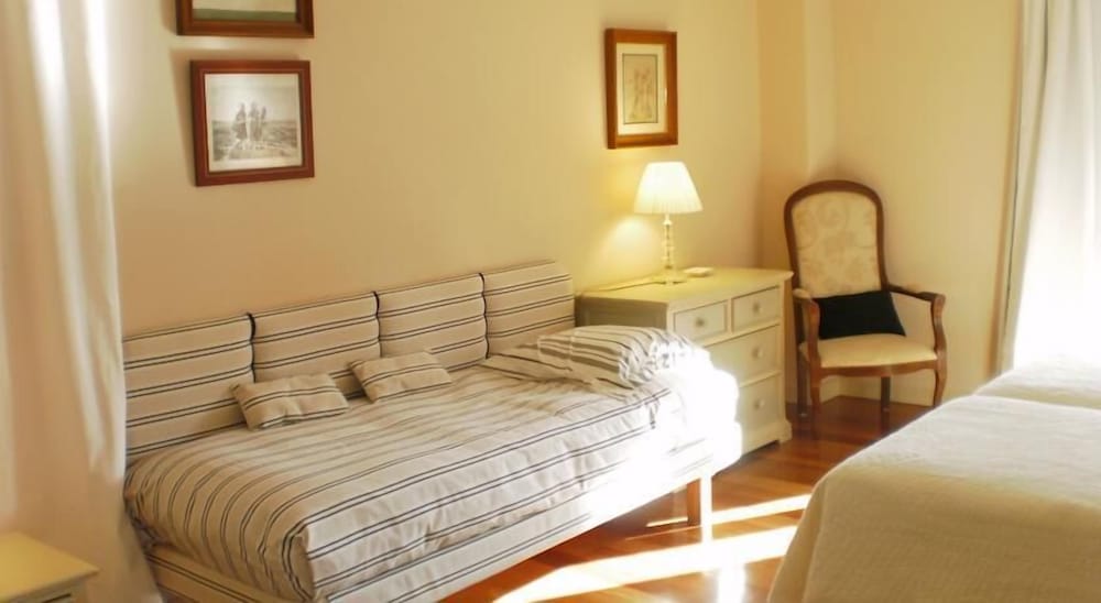 Rusticae Hotel Santa Coloma Del Camino 1/33