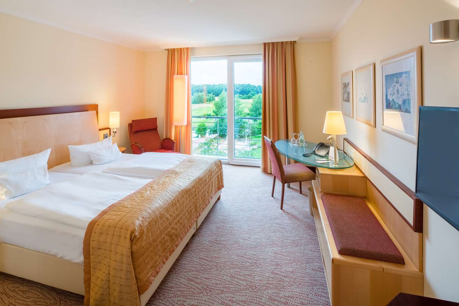 Superior, Double Bed, Golf Course View