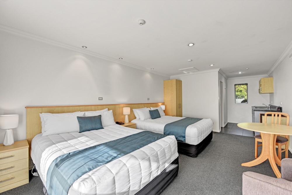 SUPERIOR, 2 QUEEN BEDS