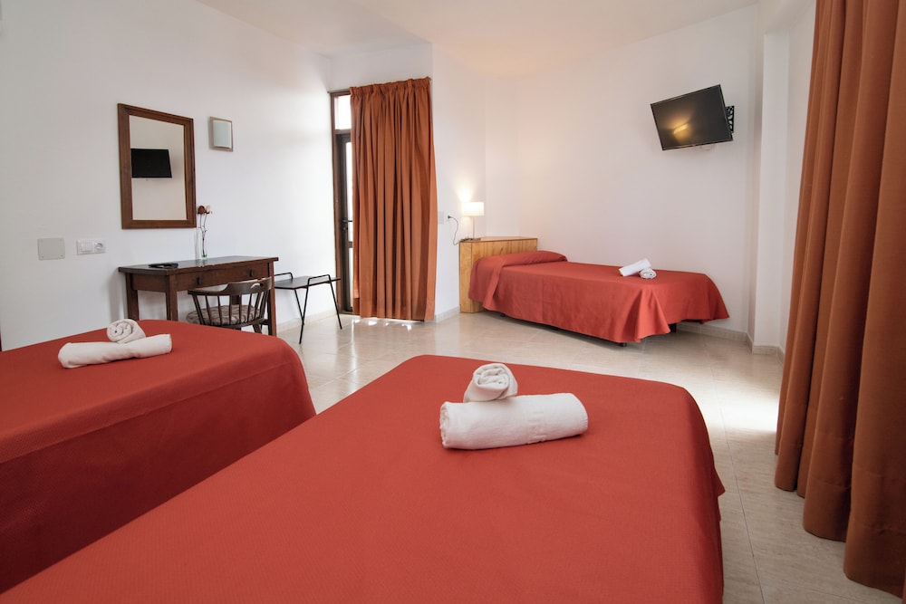 ROOM, TWIN BEDS, WITH EXTRA BED, BALCONY