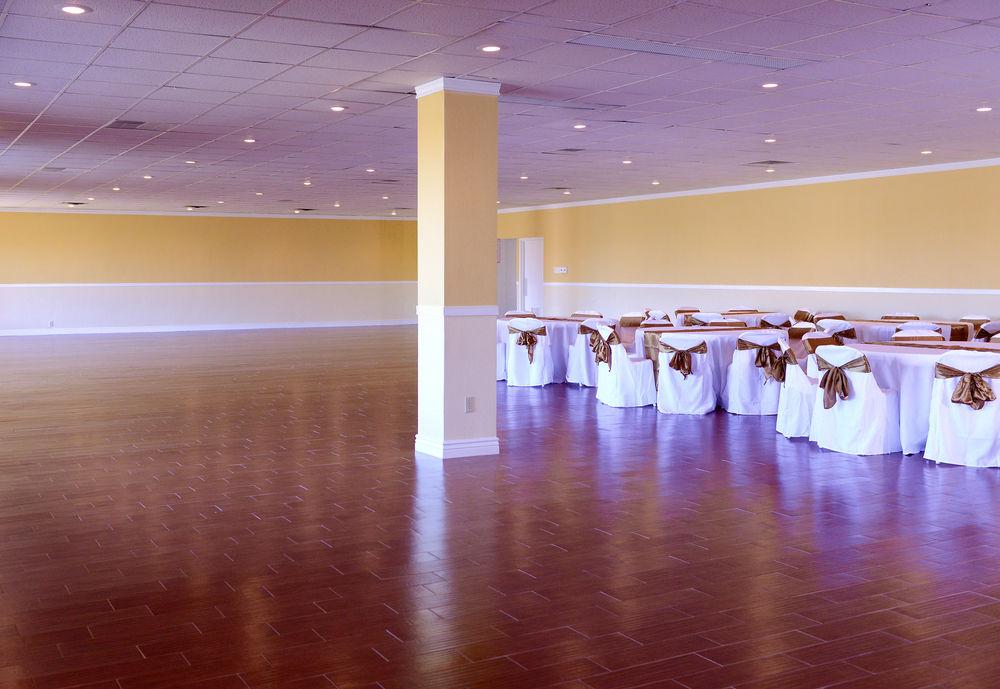 Express Inn Suites 28/29