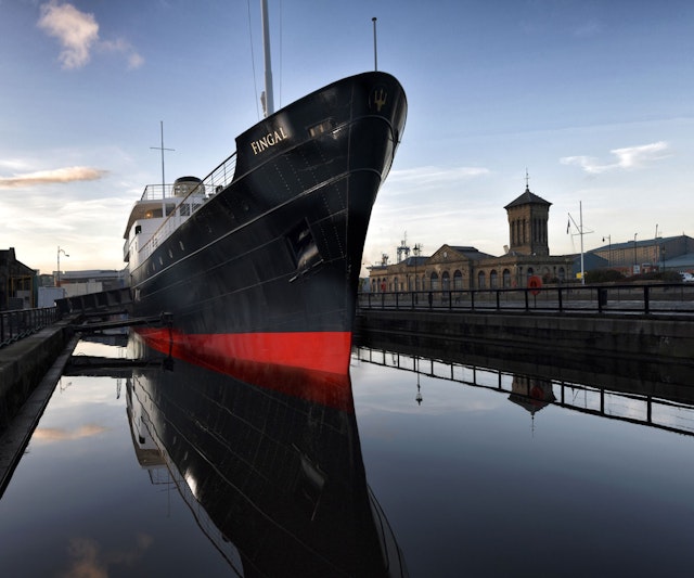 Fingal A Luxury Floating Hotel 10/15