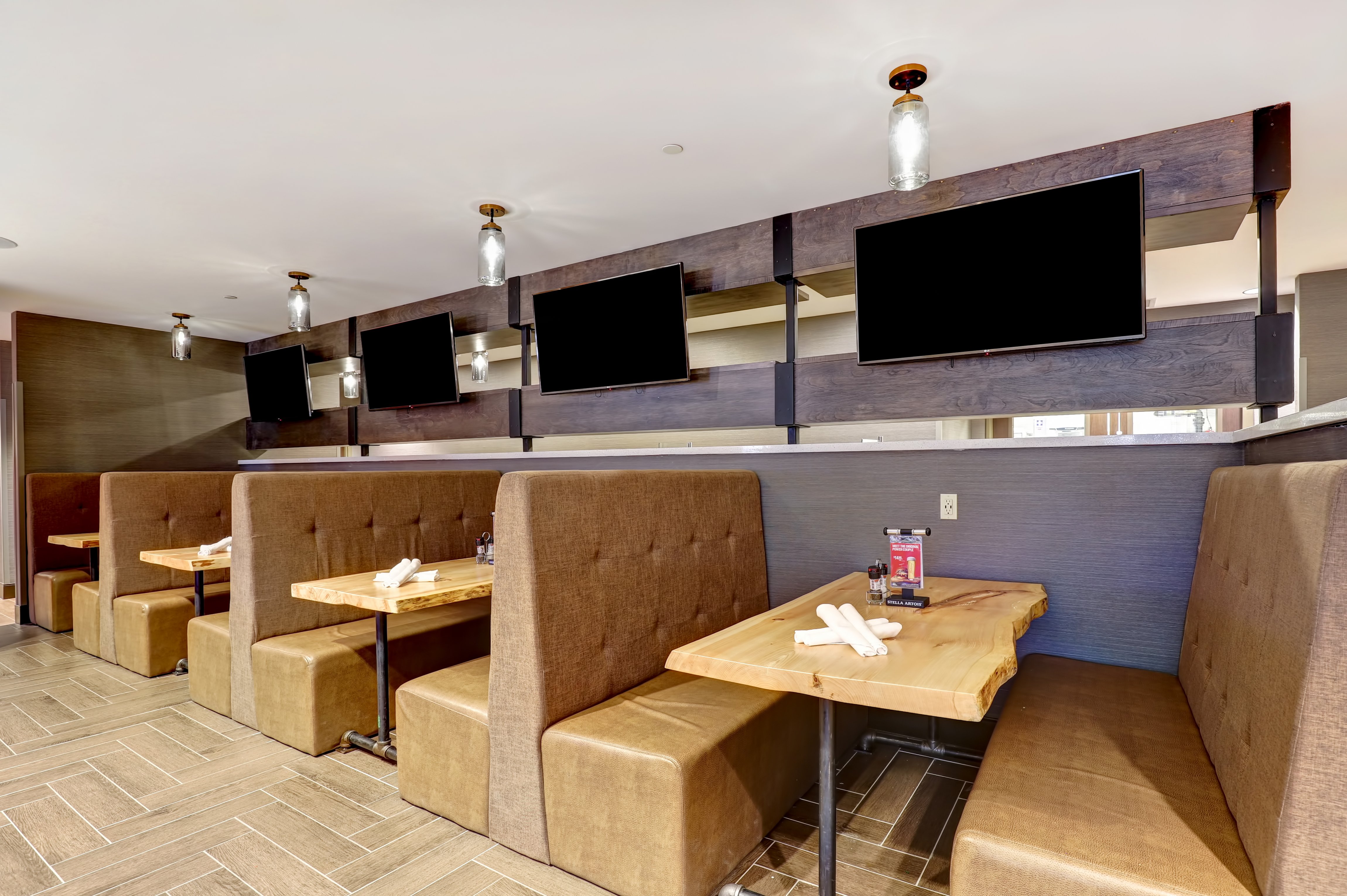 Holiday Inn Mississauga Toronto West 56/78
