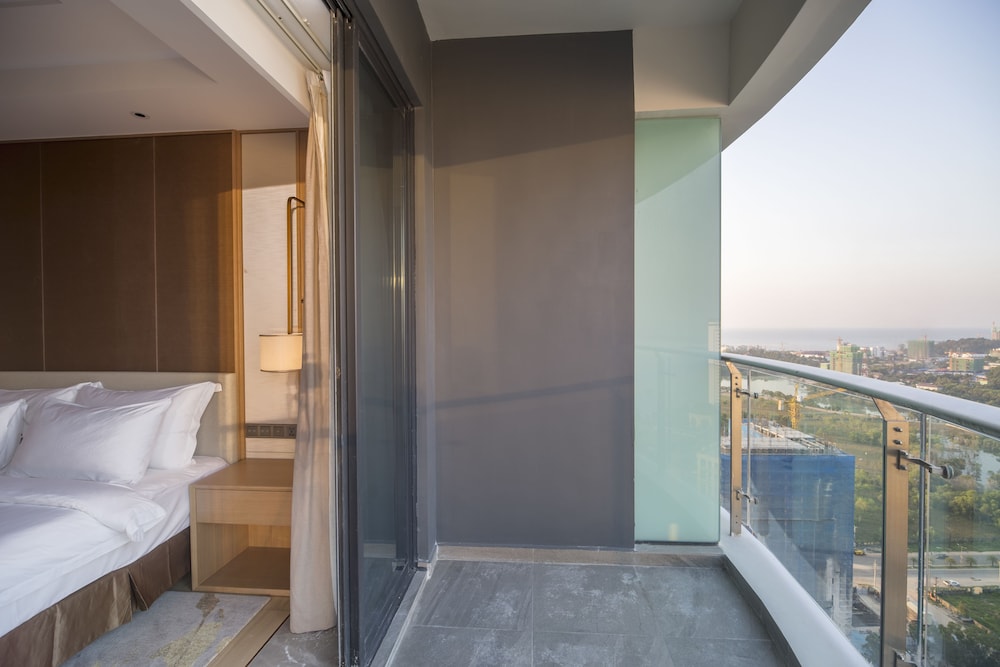 Jing Shang Hotel 50/50