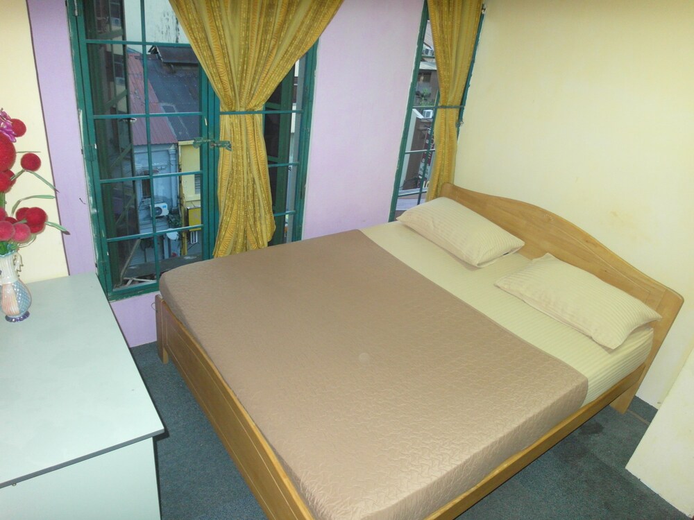 OASIS GUEST HOUSE 15/43