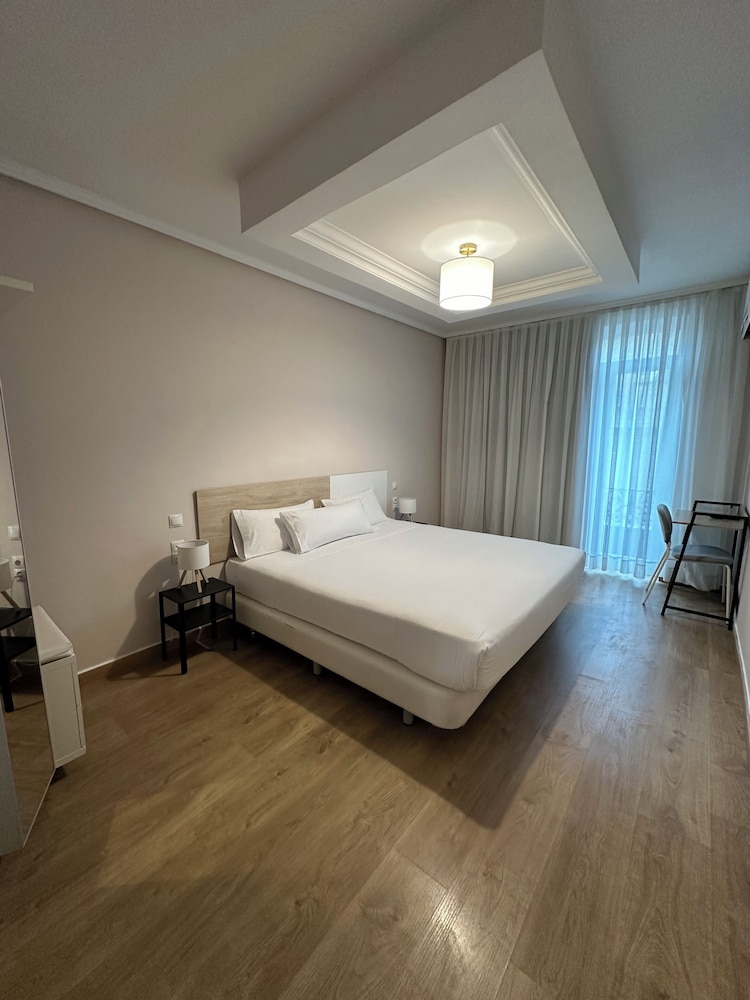 Hotel Pilar Plaza Zaragoza 27/66