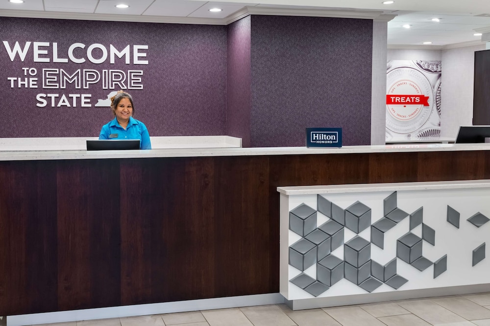 Lobby at Hampton Inn And Suites Buffalo Downtown, BUFFALO - NY