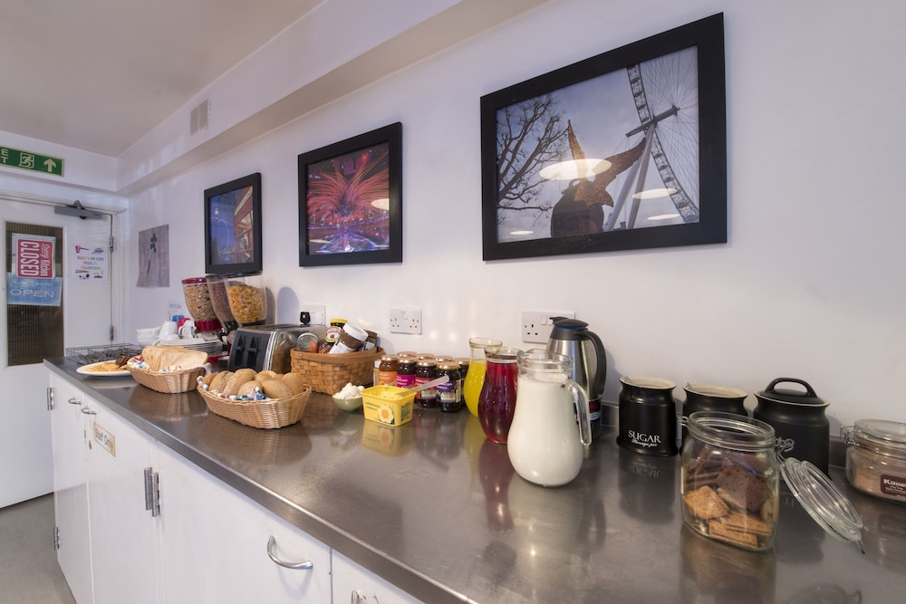 Astor Kensington Hostel 22/29
