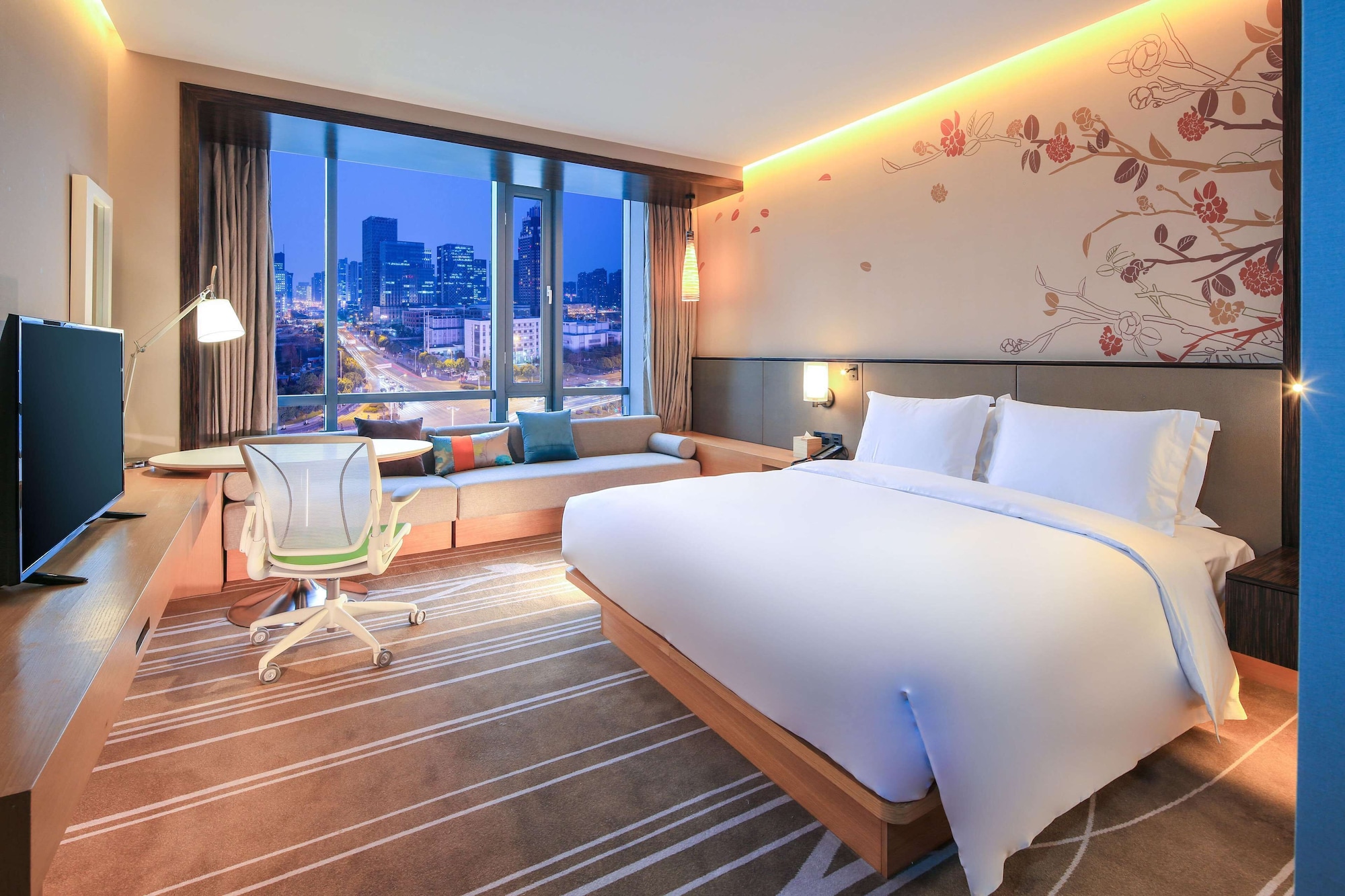 ROOM, KING BED, ACCESSIBLE