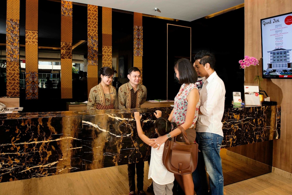 Grand Zuri Malioboro 34/44