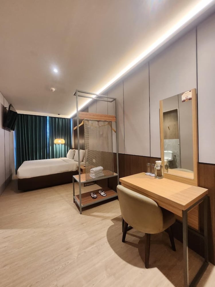 Hotel Pantes Simpang Lima Semarang 22/34
