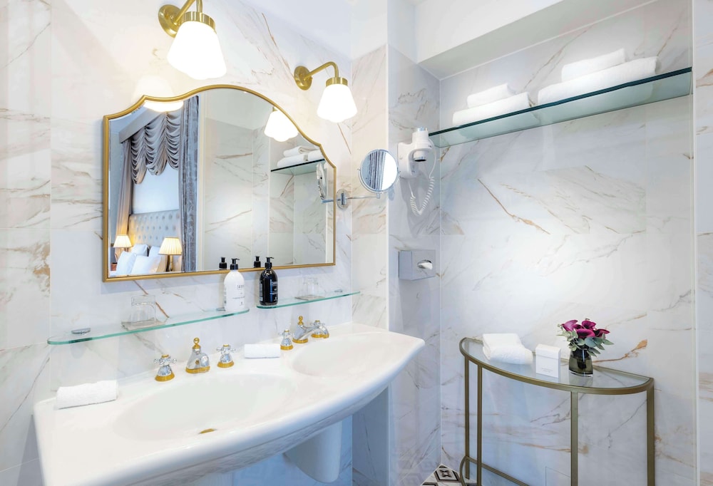 Hotel Claridge 49/50