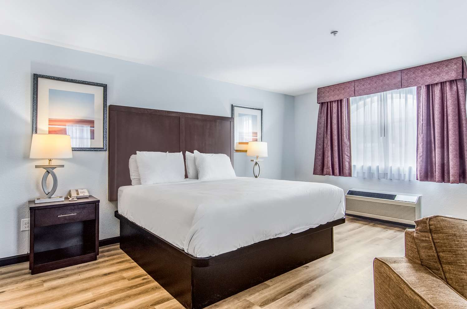Red Lion Inn & Suites Des Moines 7/14